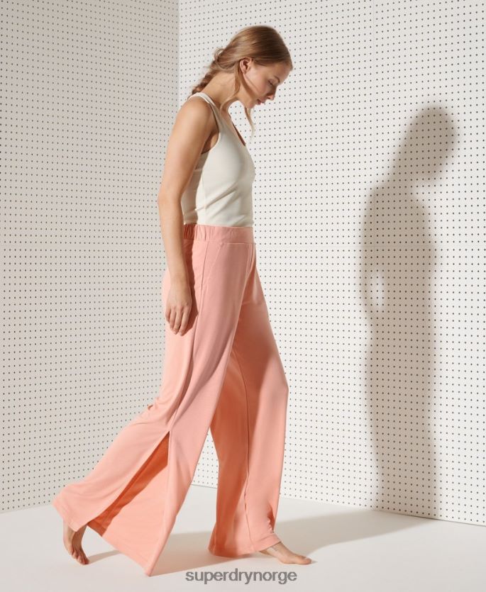 Superdry rosa klær 86P46D3944 flex bukser med brede ben kvinner