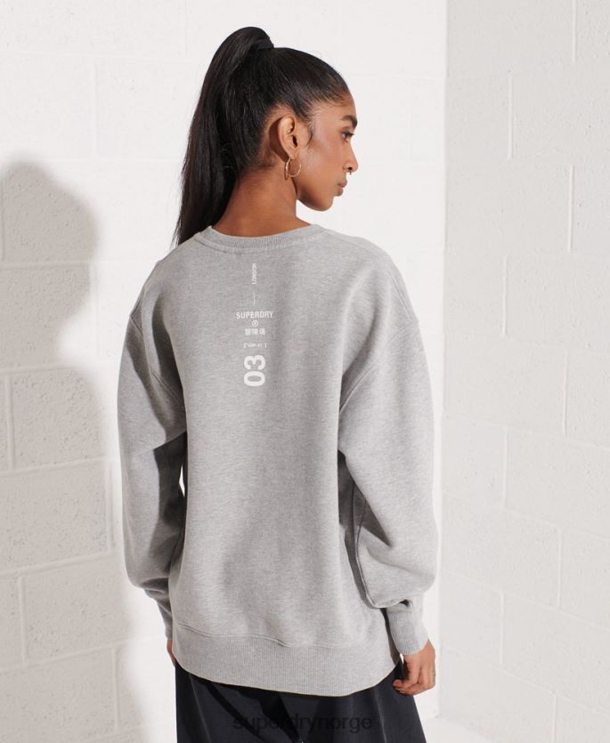 Superdry grå klær 86P46D5813 samarbeide logo crew sweatshirt kvinner