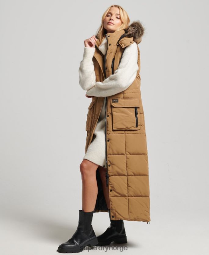 Superdry brun klær 86P46D3572 hette i fuskepels med langline puffer kvinner