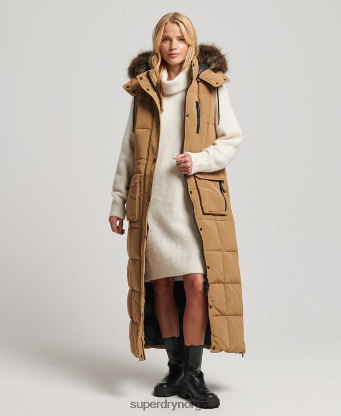 Superdry brun klær 86P46D3572 hette i fuskepels med langline puffer kvinner