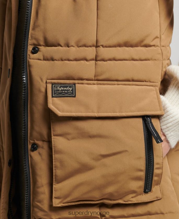Superdry brun klær 86P46D3572 hette i fuskepels med langline puffer kvinner