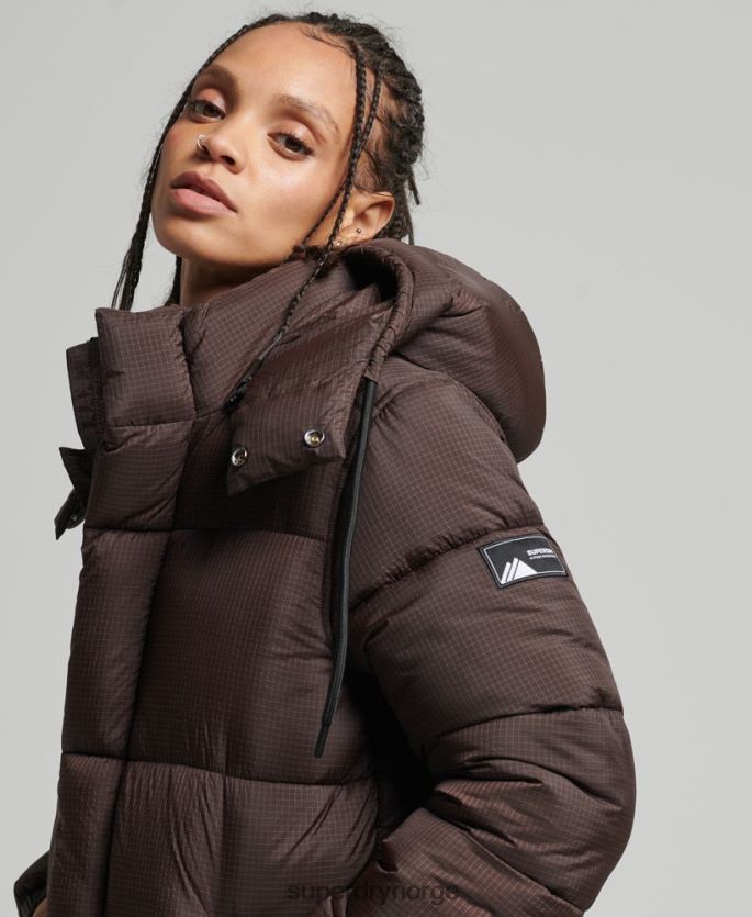 Superdry brun klær 86P46D3576 ripstop pufferjakke med hette kvinner