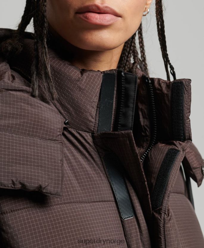 Superdry brun klær 86P46D3576 ripstop pufferjakke med hette kvinner