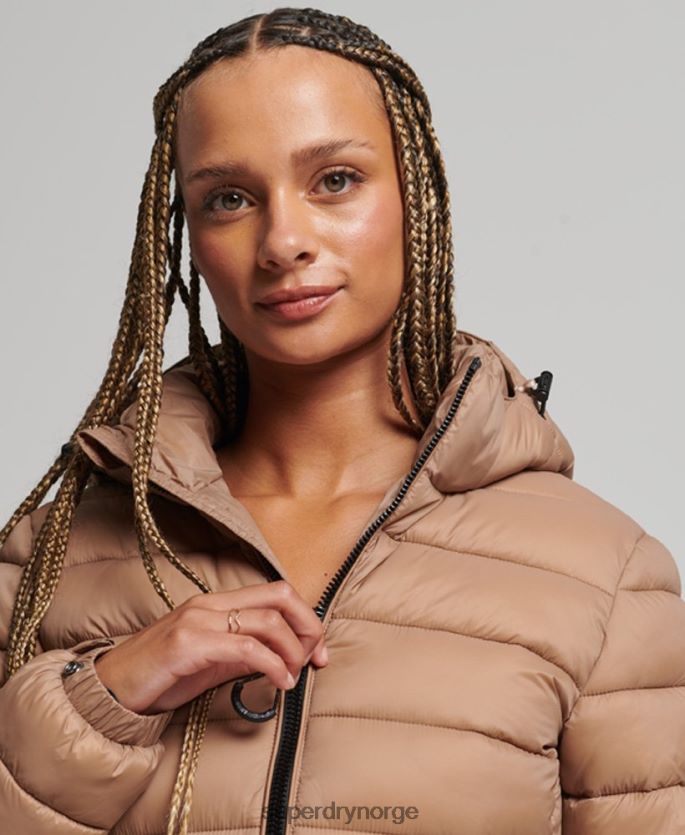 Superdry brun klær 86P46D3686 klassisk pufferjakke med hette kvinner