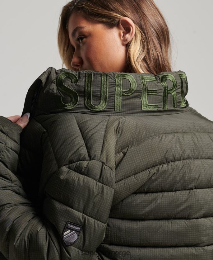 Superdry grønn klær 86P46D5437 klassisk pufferjakke med logo kvinner