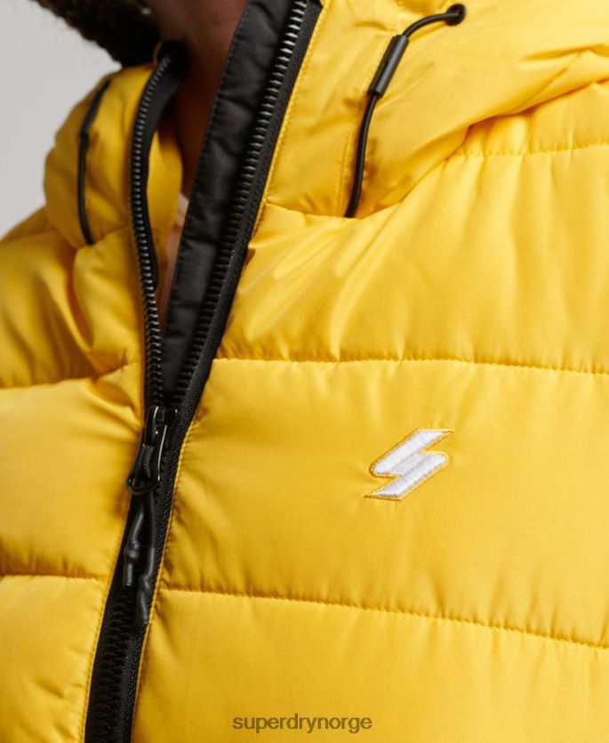 Superdry gul klær 86P46D3758 pufferjakke for sport med hette kvinner