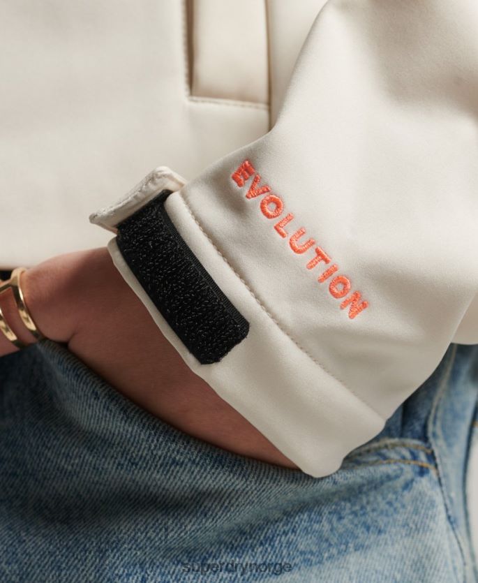 Superdry krem klær 86P46D3515 code trekker softshelljakke med hette kvinner