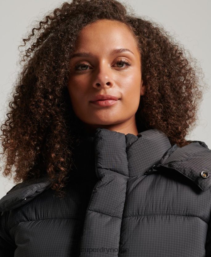 Superdry svart klær 86P46D3575 ripstop pufferjakke med hette kvinner