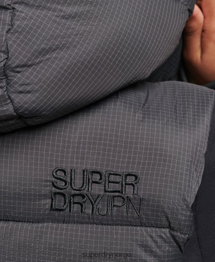 Superdry svart klær 86P46D3581 touchline kort polstret gilet kvinner