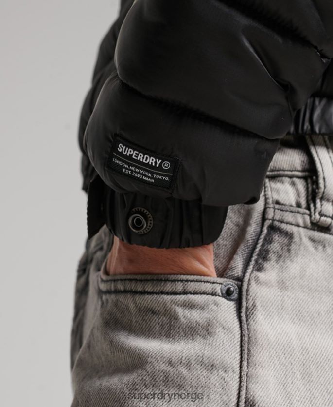 Superdry svart klær 86P46D3787 lett, beskåret sportsjakke kvinner