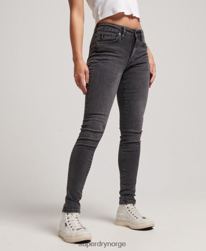 Superdry svart klær 86P46D3885 organisk bomull vintage mellomhøye skinny-jeans kvinner