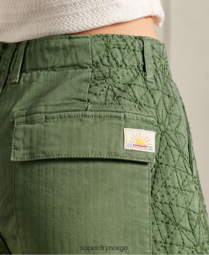 Superdry grønn klær 86P46D3175 fatigue shorts kvinner