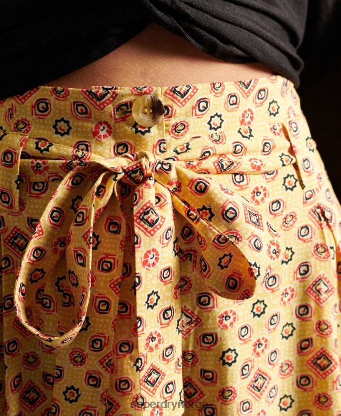 Superdry gul klær 86P46D3160 printede paperbag shorts kvinner