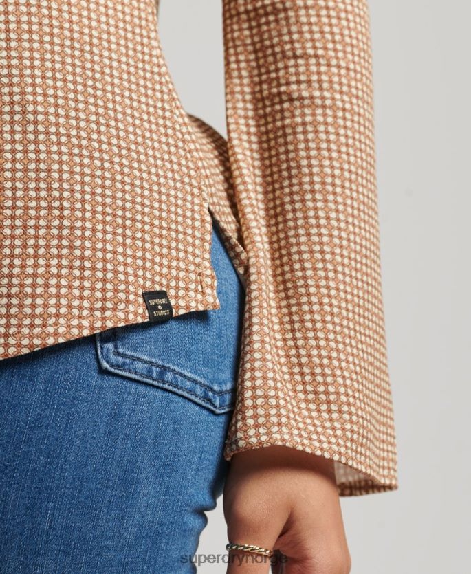 Superdry brun klær 86P46D6515 Langermet skjorte med 70-tallstrykk kvinner