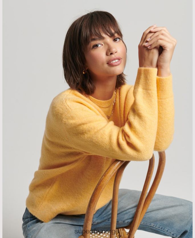 Superdry gul klær 86P46D3981 essensiell supermyk genser med rund hals kvinner