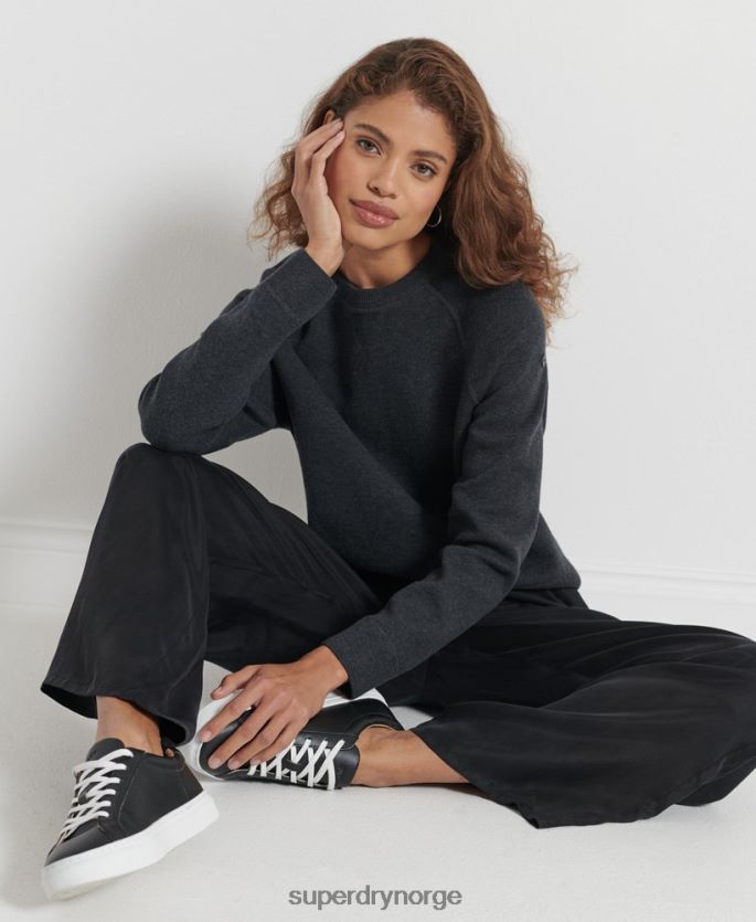 Superdry svart klær 86P46D6642 essensiell genser i økologisk bomull kvinner