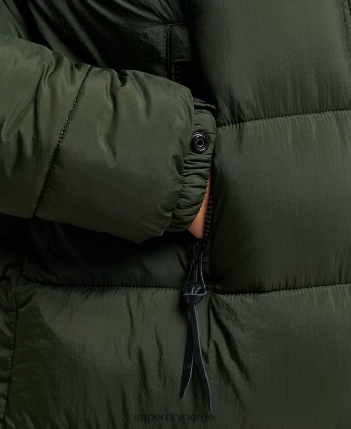 Superdry grønn klær 86P46D3626 langline pufferfrakk med hette i fuskepels kvinner