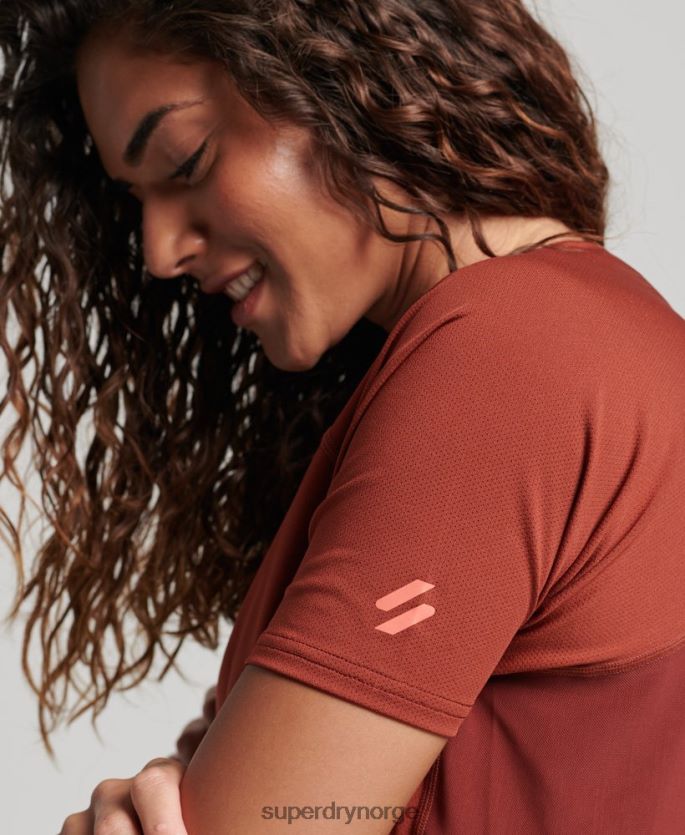 Superdry brun klær 86P46D2697 core aktiv t-skjorte kvinner