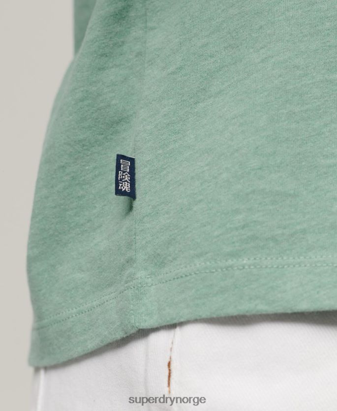 Superdry grønn klær 86P46D2250 vintage logobrodert t-skjorte i økologisk bomull kvinner