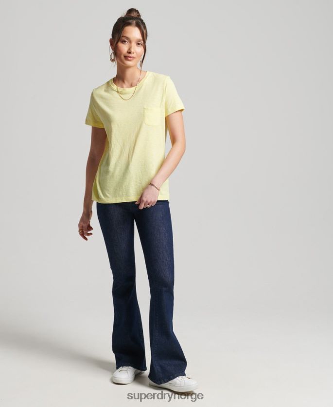 Superdry gul klær 86P46D6240 organisk bomull studios lomme t-skjorte kvinner