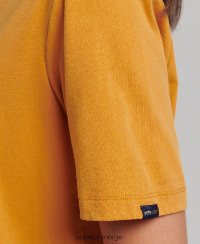 Superdry gull klær 86P46D2748 core logo 80-talls t-skjorte kvinner