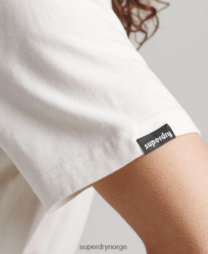 Superdry hvit klær 86P46D6276 90-talls terrenggrafisk t-skjorte kvinner