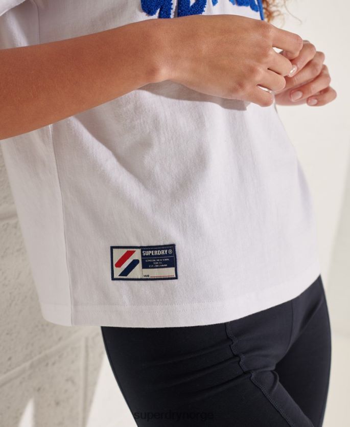 Superdry hvit klær 86P46D6296 varsity arch boxy t-skjorte kvinner