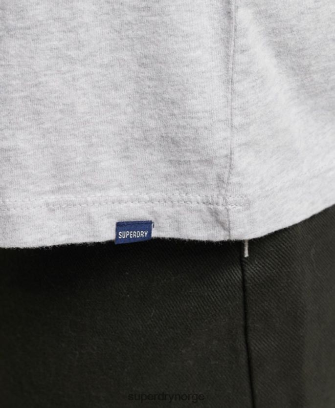 Superdry lysegrå klær 86P46D6569 vintage logobrodert topp i økologisk bomull kvinner