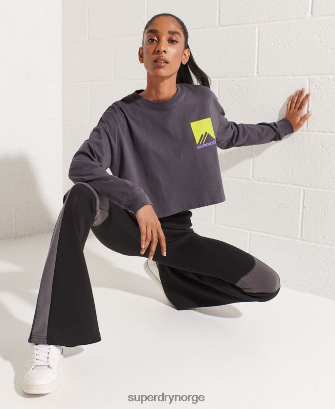 Superdry mørk grå klær 86P46D3059 fjellsport energi crop top kvinner