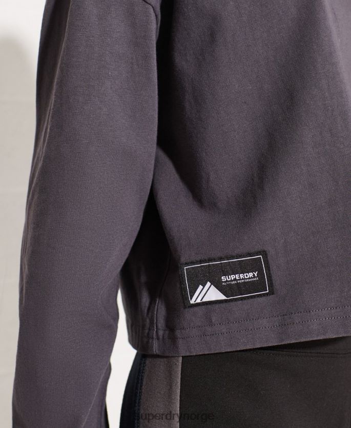 Superdry mørk grå klær 86P46D3059 fjellsport energi crop top kvinner