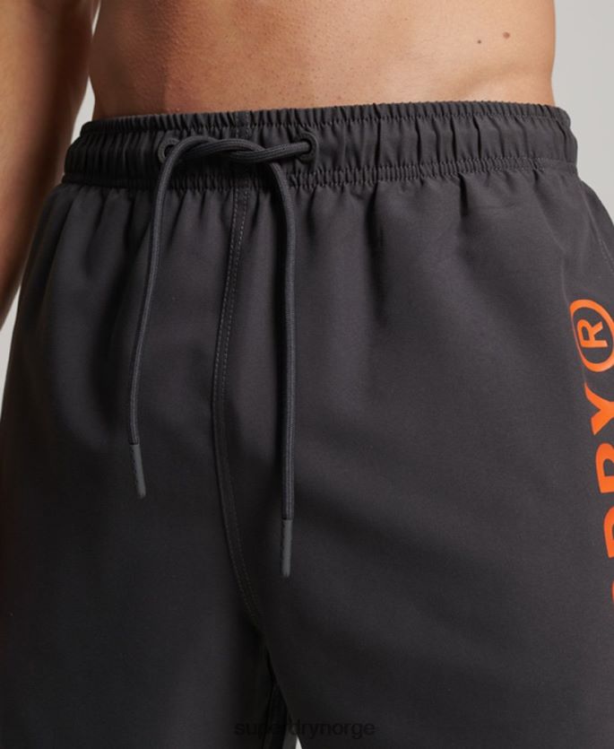 Superdry mørk grå klær 86P46D385 core sport 17 tommers resirkulerte badeshorts menn