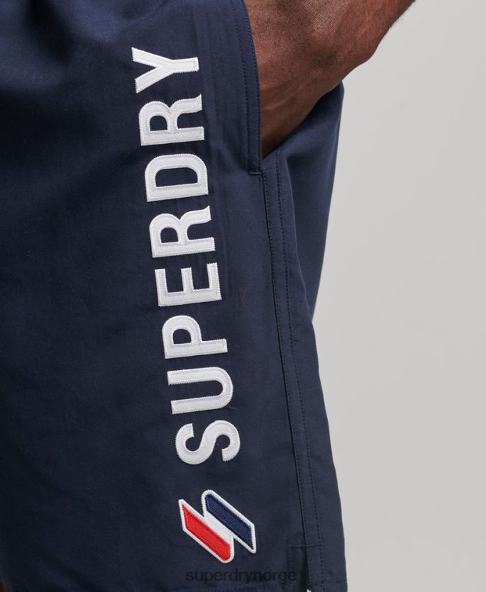 Superdry marinen klær 86P46D409 19 tommers resirkulerte badeshorts med applikasjoner menn
