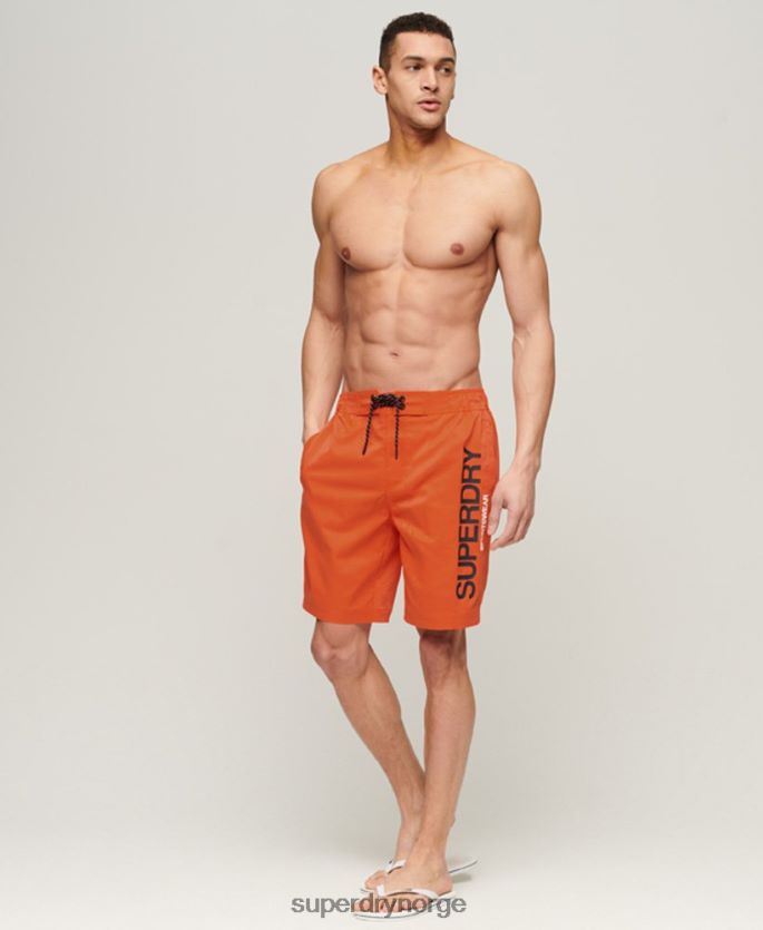 Superdry oransje klær 86P46D13 sportsklær resirkulerte brettshorts menn