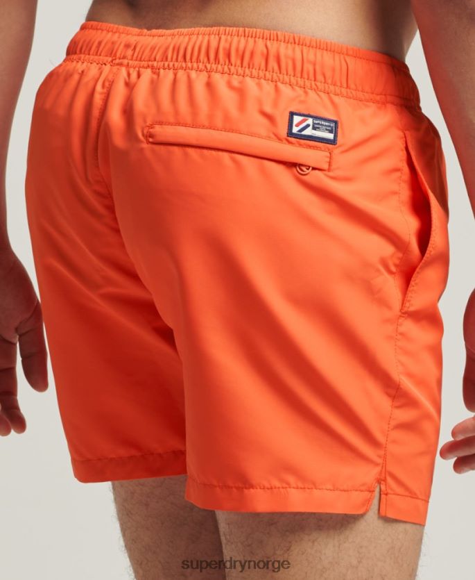Superdry oransje klær 86P46D429 kode essensielle 15 tommers resirkulerte badeshorts menn
