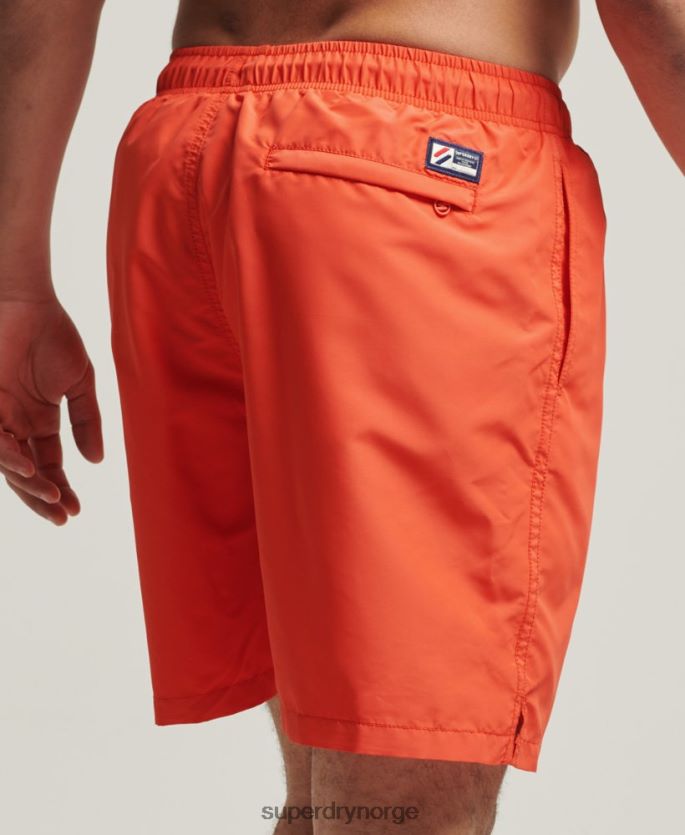 Superdry oransje klær 86P46D430 19 tommers resirkulerte badeshorts med applikasjoner menn
