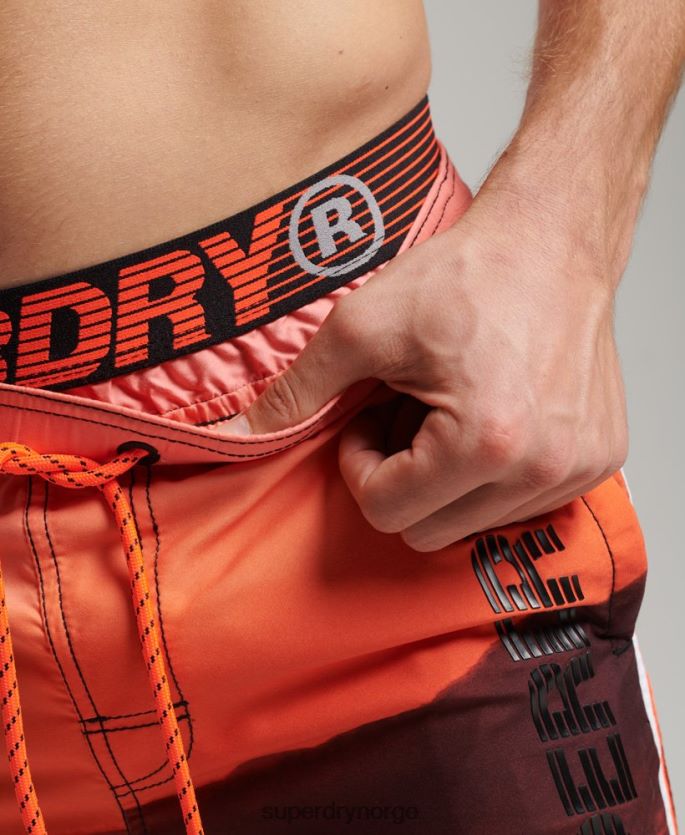 Superdry oransje klær 86P46D438 statlige volley badeshorts menn