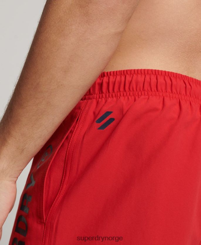 Superdry rød klær 86P46D396 core sport 17 tommers resirkulerte badeshorts menn