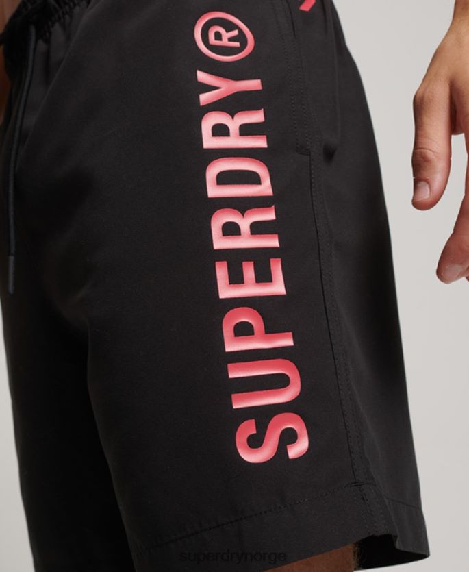 Superdry svart klær 86P46D399 core sport 17 tommers resirkulerte badeshorts menn