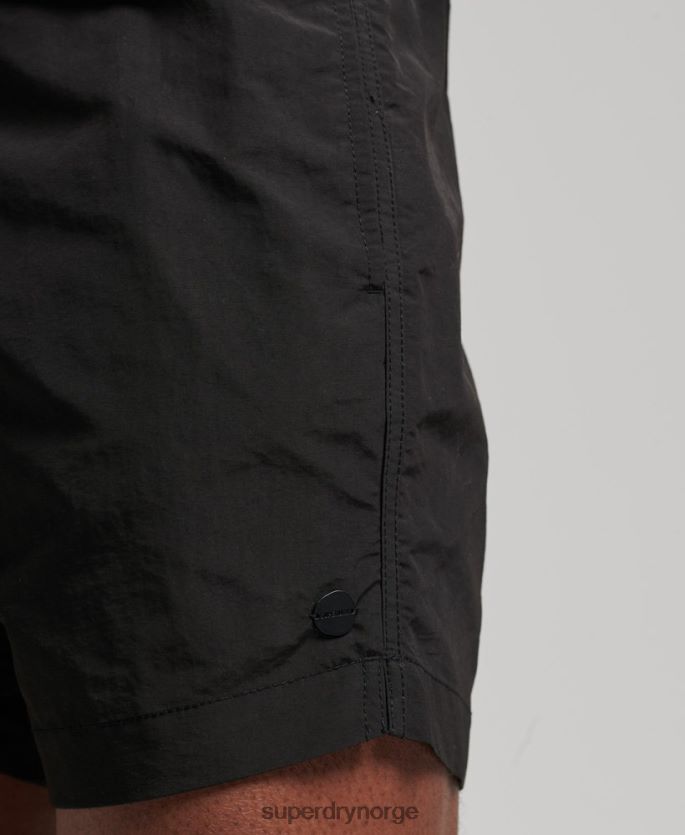 Superdry svart klær 86P46D440 studios resirkulerte badeshorts menn