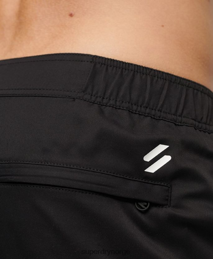 Superdry svart klær 86P46D57 sportsklær resirkulerte brettshorts menn