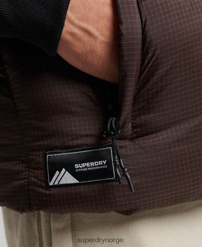 Superdry brun klær 86P46D958 touchline kort polstret gilet menn