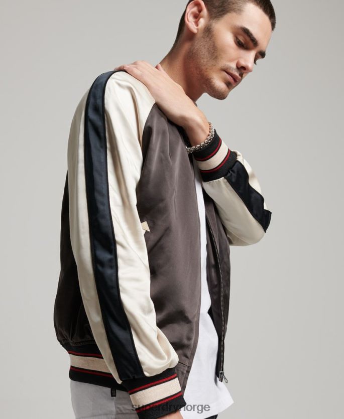 Superdry mørk grå klær 86P46D912 sukajan jakke menn