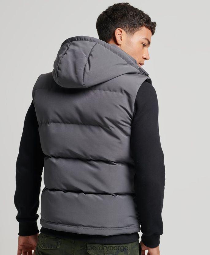 Superdry mørk grå klær 86P46D963 everest hette puffer gilet menn