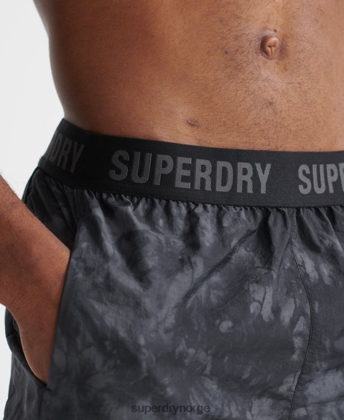 Superdry svart klær 86P46D5372 løpeshorts menn