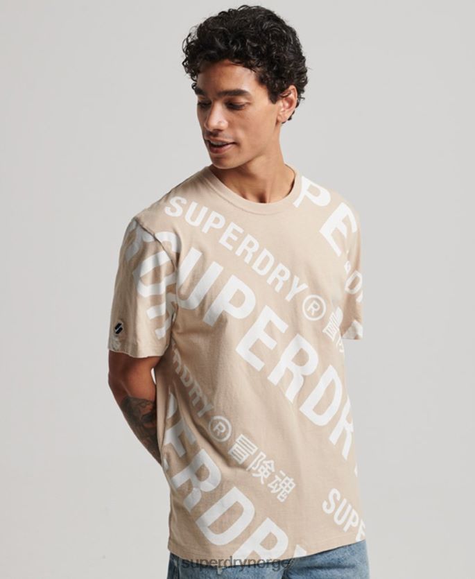 Superdry beige klær 86P46D4821 løs t-skjorte med logo med hele trykk menn