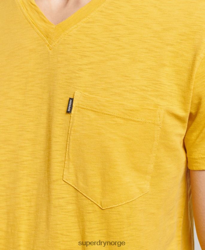 Superdry gul klær 86P46D4801 t-skjorte med v-hals i økologisk bomull menn