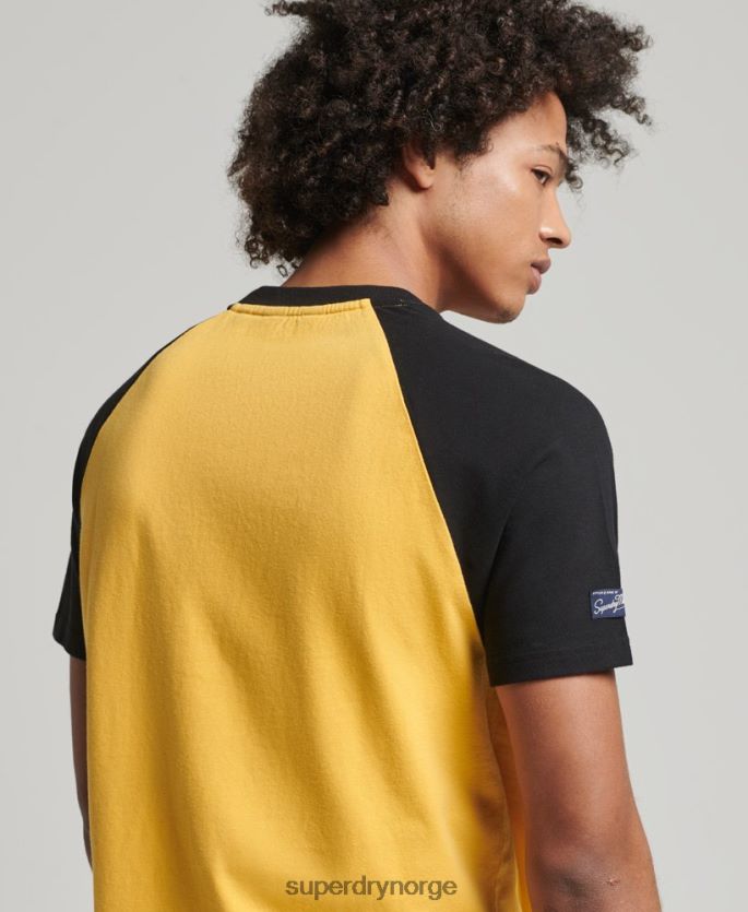 Superdry gul klær 86P46D4860 kjerne-logografisk raglan-t-skjorte menn