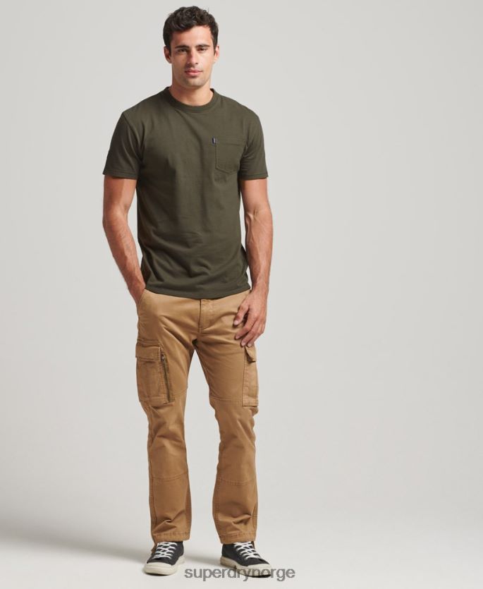 Superdry kaki klær 86P46D4869 t-skjorte med lommer i økologisk bomull menn