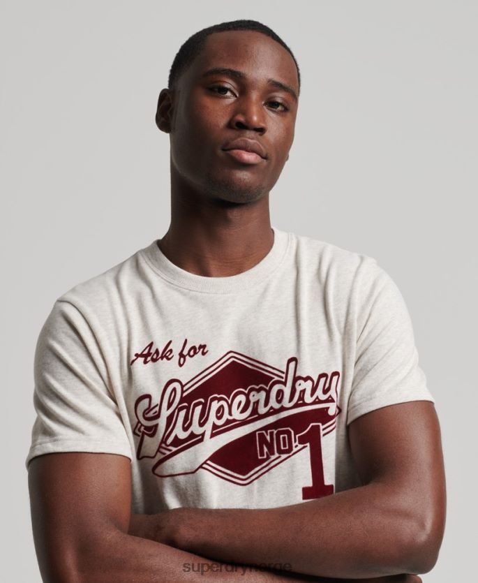Superdry krem klær 86P46D4953 kollegial t-skjorte i vintage skriptstil menn