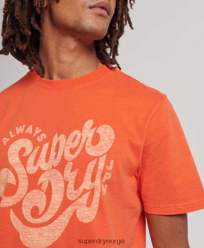 Superdry oransje klær 86P46D4911 nostalgi script t-skjorte menn